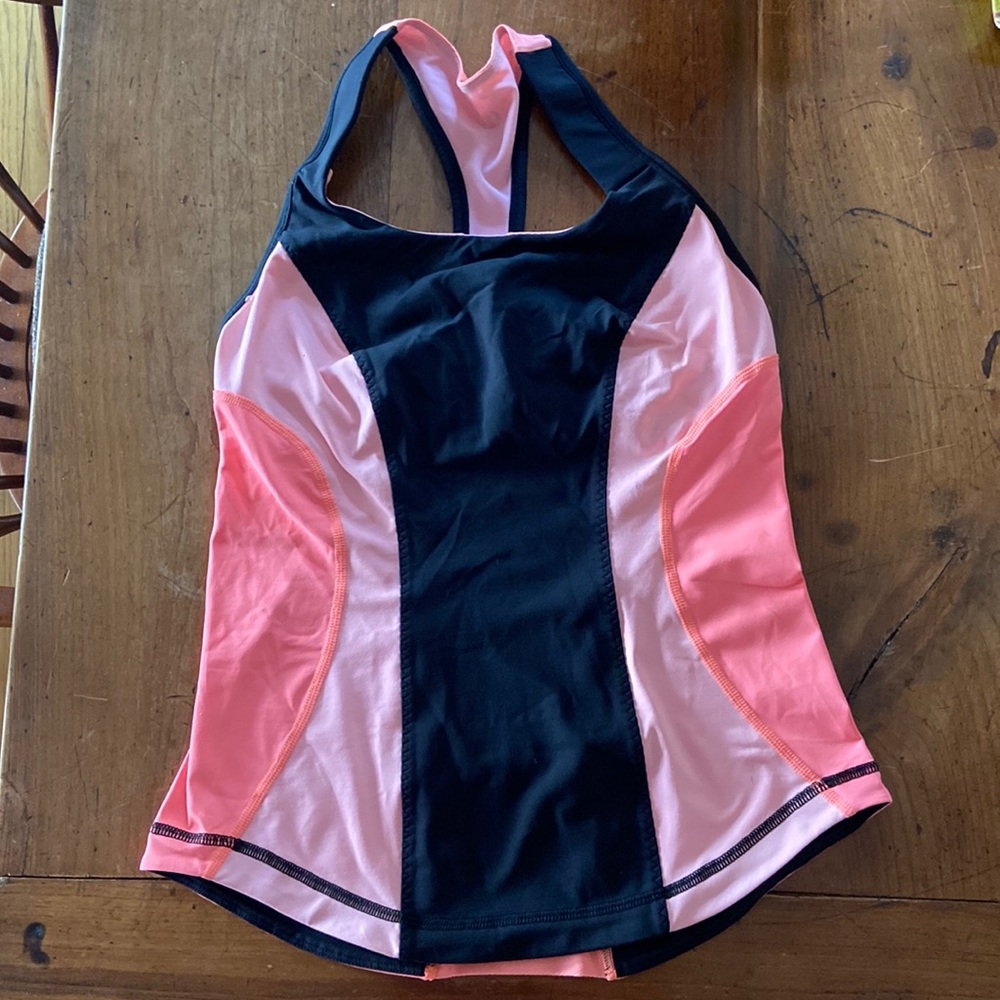 Lululemon Cardio Kick Tank in Black/Bleached Coral/Pop Orange, Size 6
